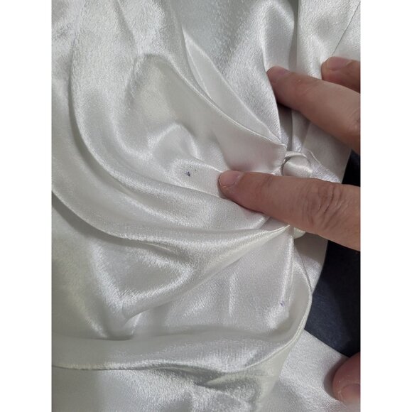 ANNE KLEIN VTG Womens SZ 8 Wrap Satin Applique Blouse Top Feminine White - Picture 11 of 11